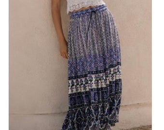 Falda larga vintage con estampado paisley floral, talla grande, azul, estilo bohemio, campesina, festivalera, hippie, fluida.