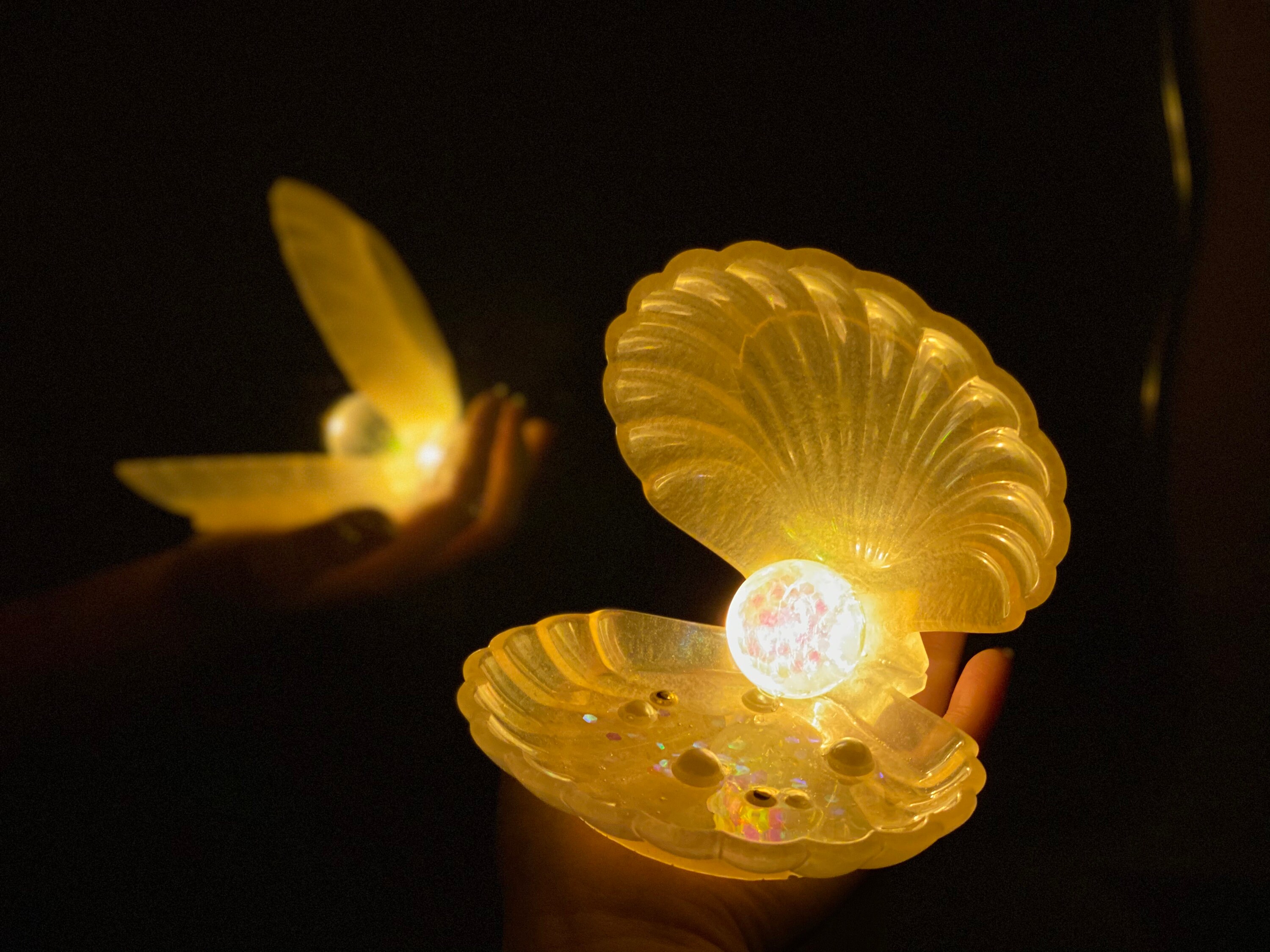 Crystal pearl shell night light resin made with pearl pigment Etsy