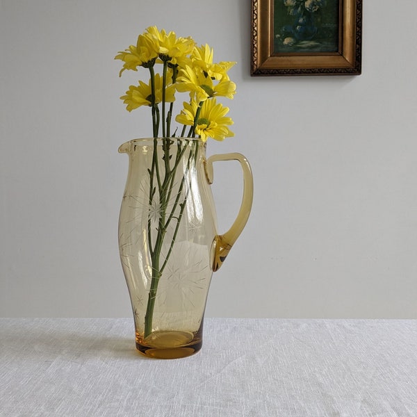Vintage Yellow Glass Pitcher, Star Etched Glass Jug, 1950s, Mid Century Glass Jug, Vintage Barware, Water Jug, Vintage Housewarming Gift