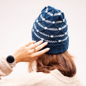 merger beanie knitting pattern image 1