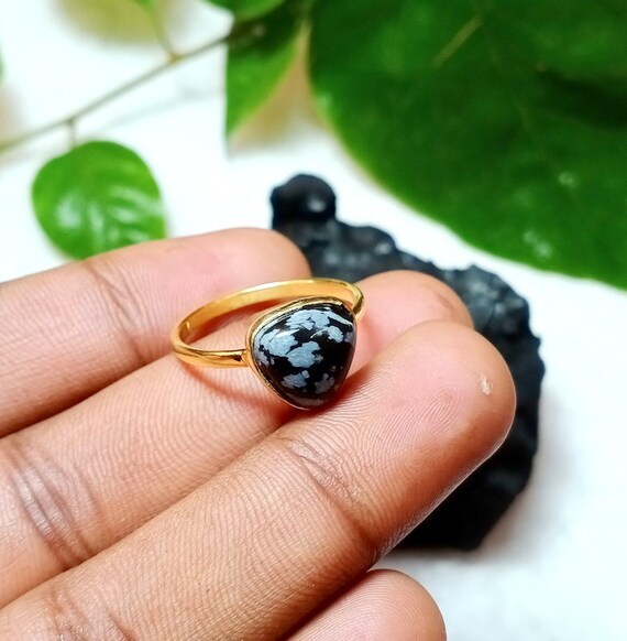 Anello di ossidiana naturale fiocco di neve Anello di ossidiana da
