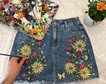 Saia jeans floral pintada
