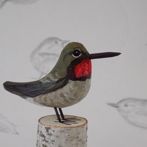 Humming Bird Woodcarving image 5