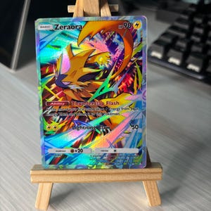 Zeraora Carta Custom Pokémon TCG Pocket Full Art  Proxy Replica (Fatta a mano, guarda Video)