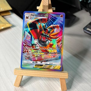 Carta Pokémon Custom TCG Pocket - Incineroar Alternative Full Art Custom Replica