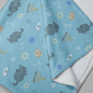 Adorable Chinchilla Hanukkah Pattern Throw Blanket