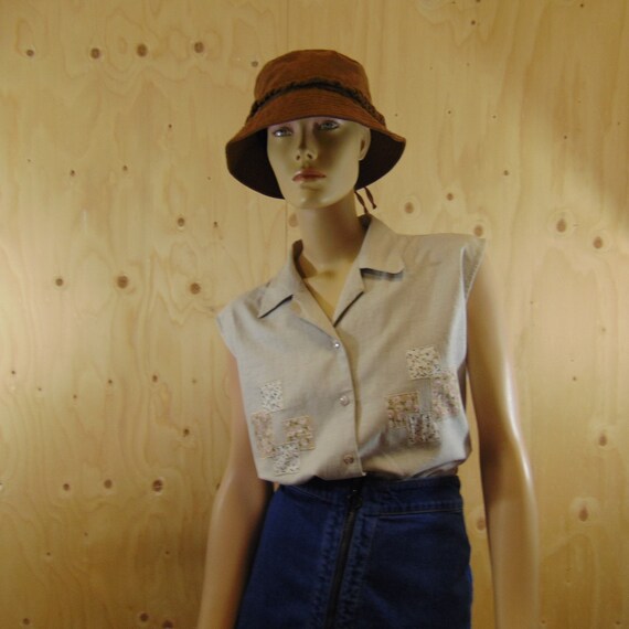 prairie blouse 1980s light taupe beige color silky light weight blouse with tie and buttons cowgirl western