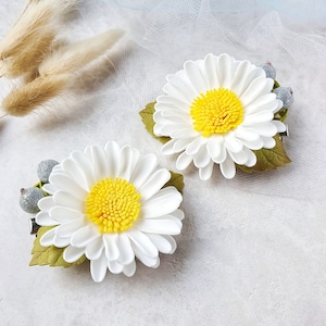White daisy hair clip set, Chamomile hair clip, Toddler girl gift, Summer flowers barrette, First birthday party, Boho flower crown