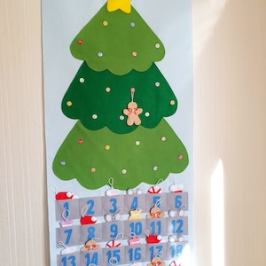Christmas tree felt advent calendar, Felt wall mat with 24 ornaments, Christmas decoration, Wall Advent Calendar, Kids Christmas gift