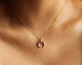 Crescent Horn Necklace, Dainty Horn Necklace, 18k Gold Plated Necklace, Crescent Moon Necklace, Celestial Jewellery, Gift For Women