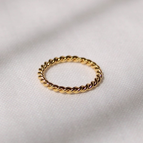 18k Gold Twist Ring, Dainty Stacking Ring, Gold Twisted Ring, Thin Stackable Ring, Gold Rings For Women, Delicate Ring, Gift For Her