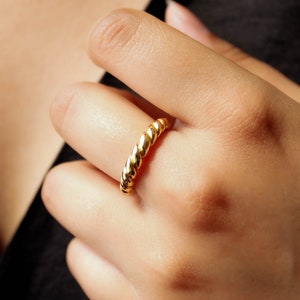 18k Gold Croissant Ring, Croissant Dome Ring, Dainty Rope Ring, Twisted Rope Ring, Twist Ring, Gold Rings For Women, Gift For Women