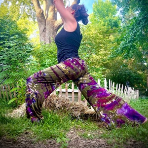 Grün & Lila Tie Dye Palazzo Hose: Yoga Taille, Festival Schlaghosen