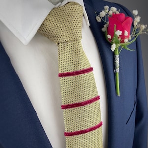 Gold velvet stripe designer tie - made in England