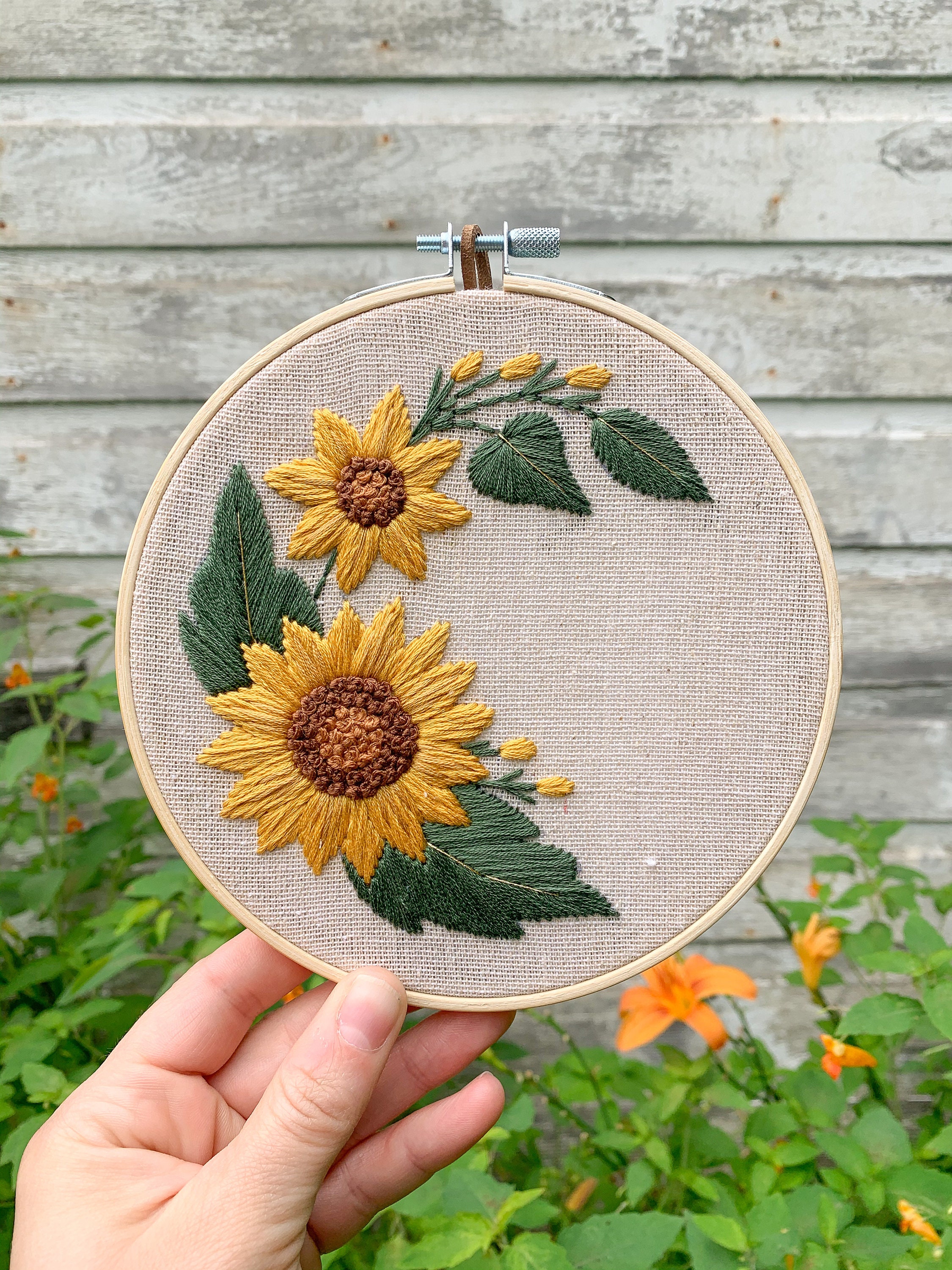 Sunflower embroidery pattern discount