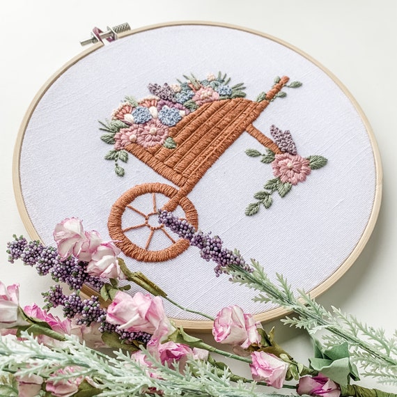 Flower Embroidery Pattern: Conjure Up Your Fantasy World