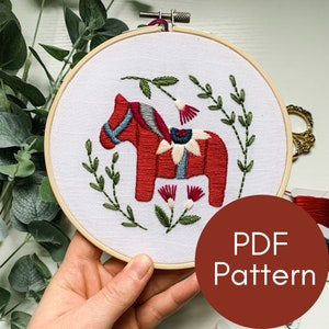 PDF Pattern, Swedish Dala Horse, Embroidery Pattern, Horse Design