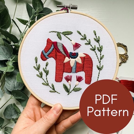PDF パターン、スウェーデンのダーラ馬、刺繍パターン、馬のデザイン
