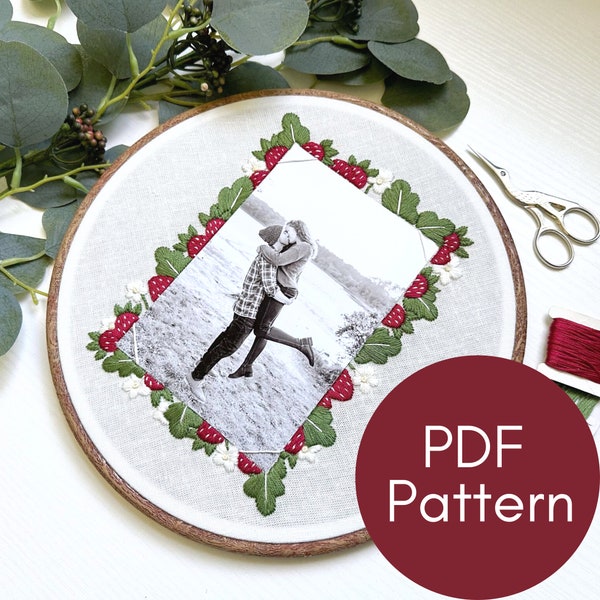 PDF Pattern, Strawberries, Embroidery Pattern, 4x6" Frame, Photo Memory, Summer Fruit