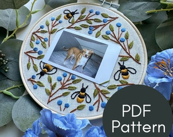 PDF Pattern, Bee Embroidery, Instax Mini Polaroid Frame, Photo Memory, Embroidery Pattern, Blueberries