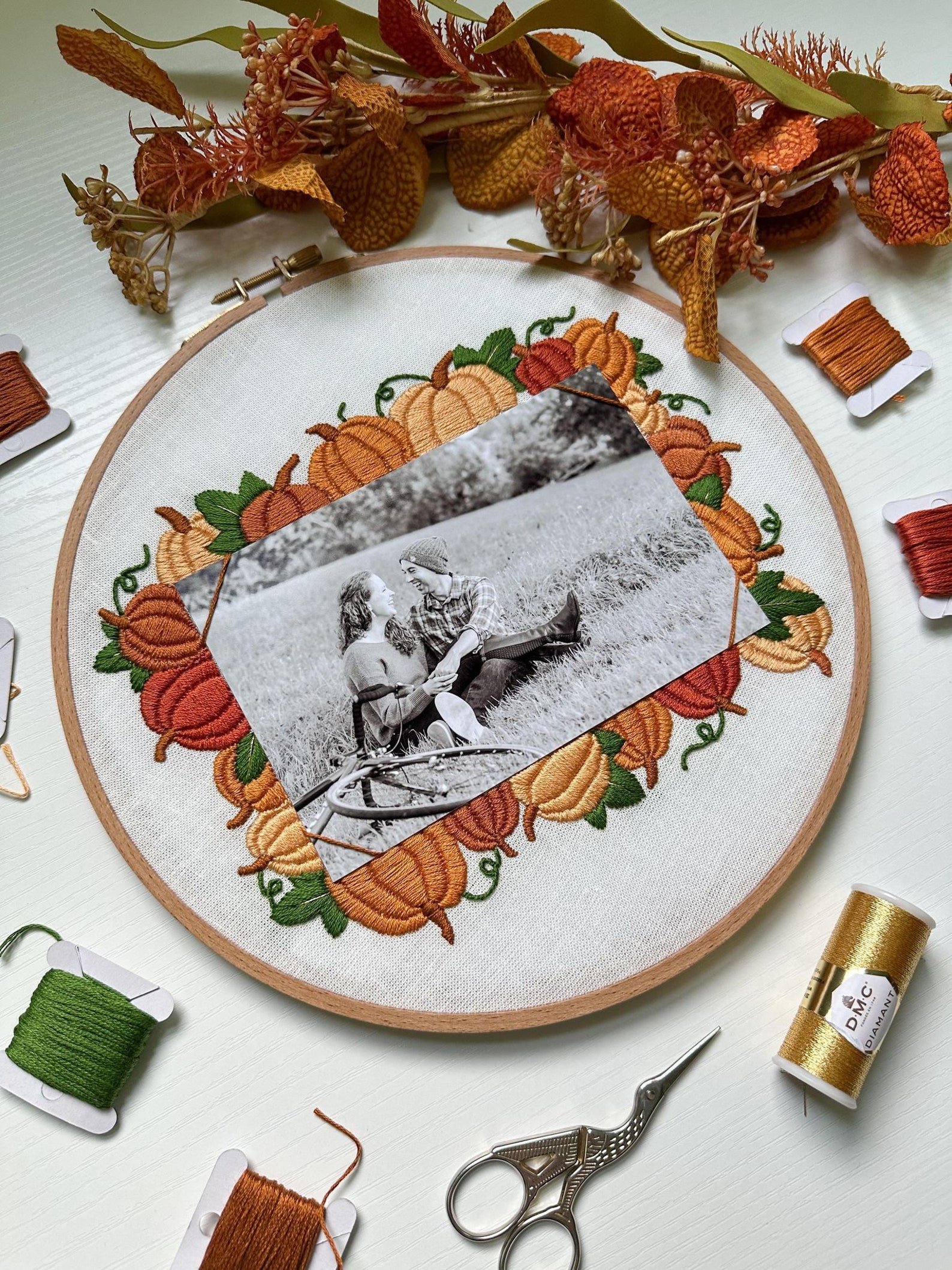 Photo Frame Embroidery Pattern PDF Pattern, Pumpkin Embroidery, 4x6