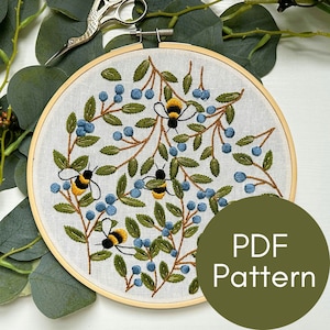 PDF パターン、ブルーベリーとミツバチ、刺繍パターン、ガーデン デザイン