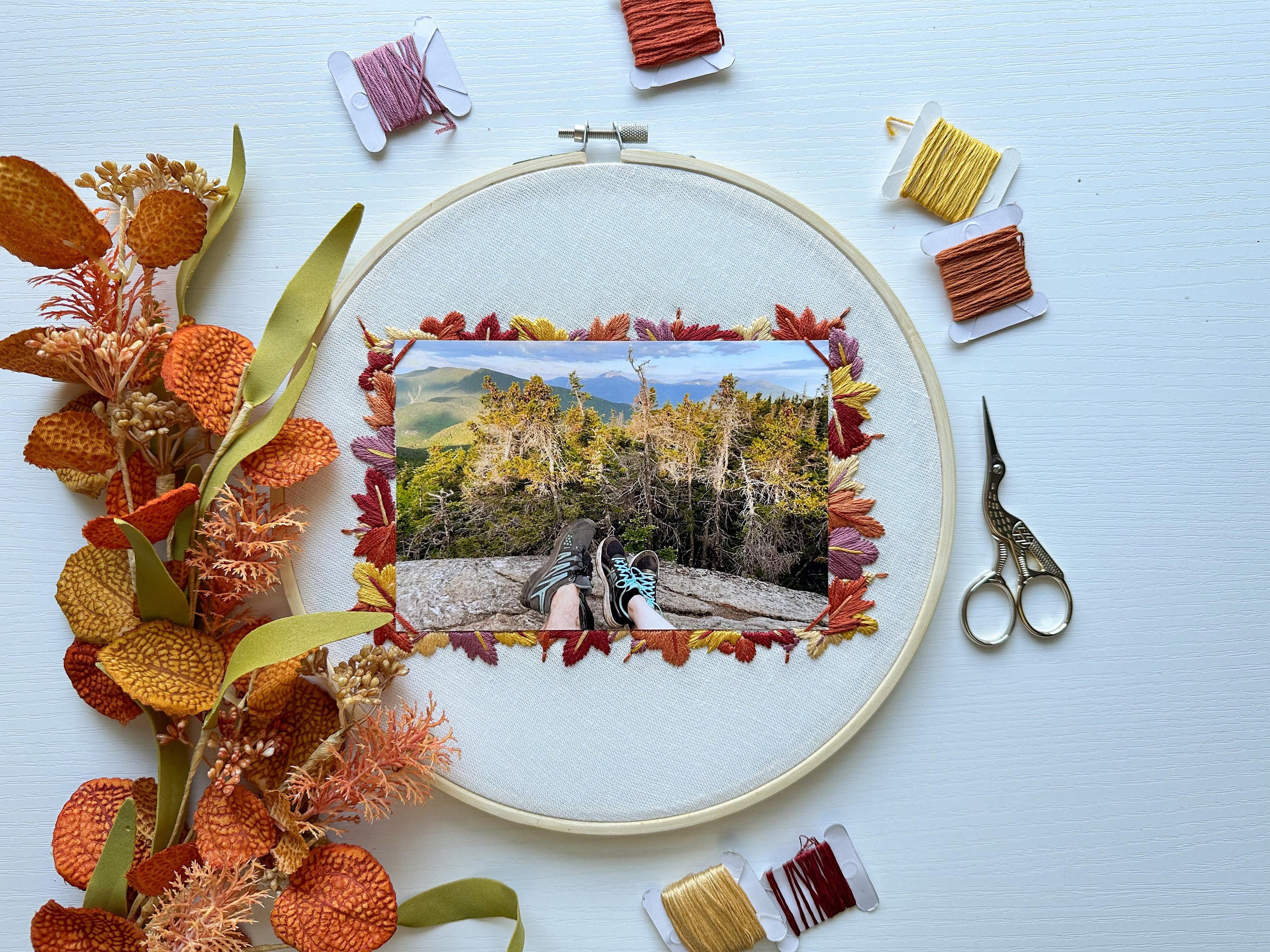 Photo Frame Embroidery Pattern PDF Pattern, Autumn Leaves, 4x6