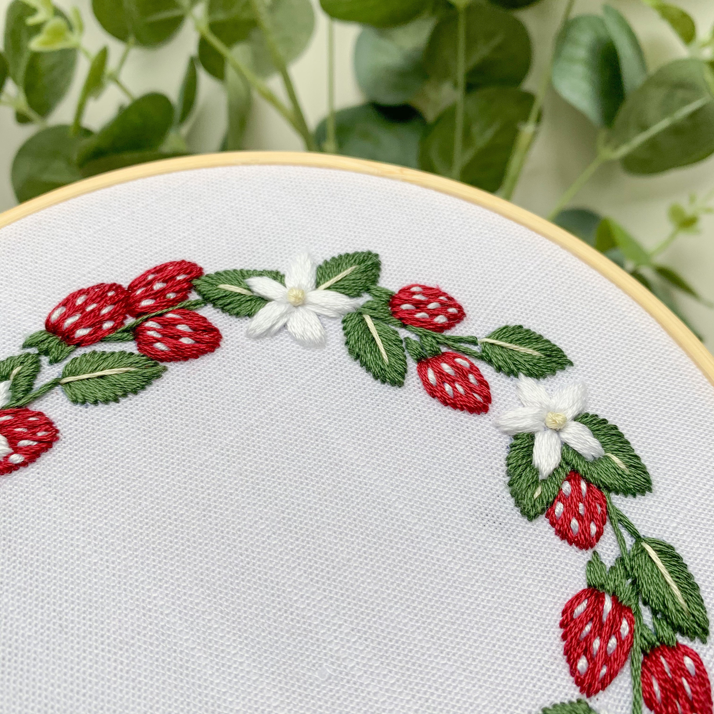 Strawberry Wreath Hand Embroidery Pattern Fruit Embroidery Etsy