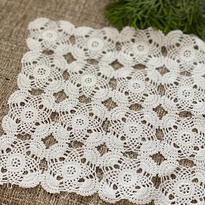 Crochet doily handmade, tablecloth, perfect gift for your mother or decoration idea color is white