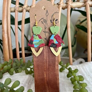 August Poppies Sophia / pendientes de arcilla polimérica hechos a mano / pendientes colgantes boho / arcilla polimérica y latón sin níquel