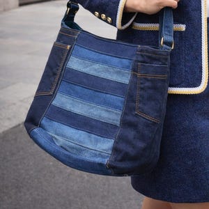 Bag Denim Jeans Recyle blauwe indigo gestreepte draagtas met ritssluiting Upcycle taillebanden