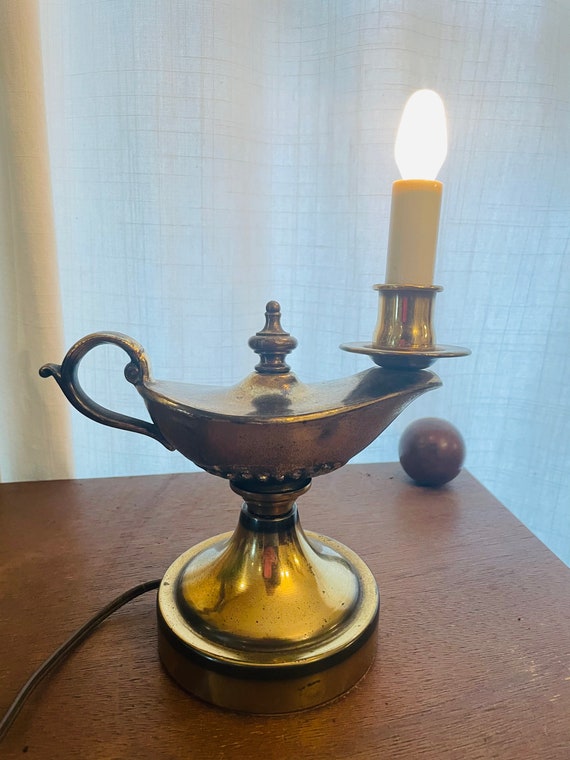 Very Rare 1970 Heavy Brass Genie Lamp With Vintage Turn Switch at