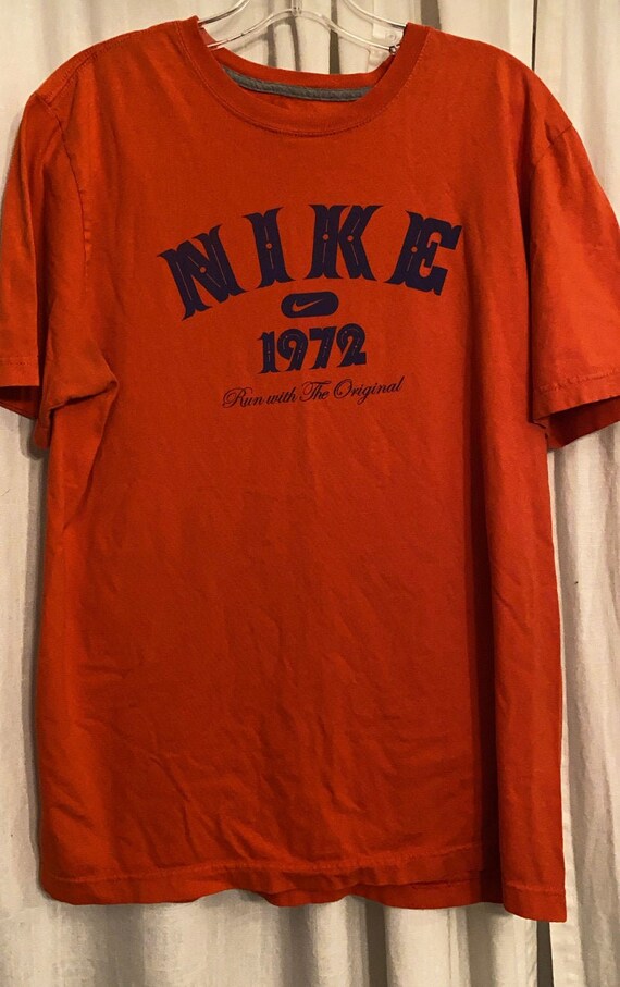 Retro NIKE SHIRT Fits Size Large Orange 