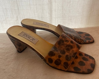 Vintage leopard square pointed heels / Jessica heels / leopard heels / mid century high heels / cheetah print heels