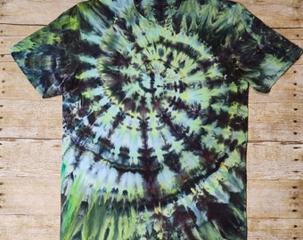 Size Medium Ice Dye T-Shirt - Green, Black, and Blue Colander Spiral - 100% Cotton Flowy Melty Ice Dyed Tee