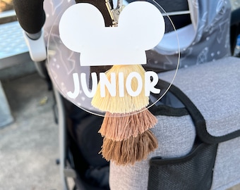 Disney inspirierter Kinderwagenanhänger | Benutzerdefiniertes WDW-Tag | Personalisierter Kinderwagenanhänger aus Acryl | Disney Taschenanhänger | Familien-Kinderwagenanhänger