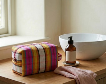 Eco Recycled, Woven Wash Bag / Small Tote
