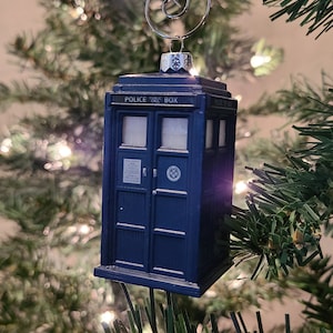 Doctor Who TARDIS (V2) Christmas Ornament