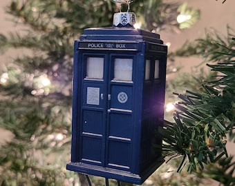 Doctor Who TARDIS (V2) Weihnachtsschmuck