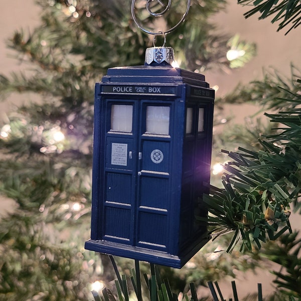 Doctor Who TARDIS ver1 Christmas Ornament
