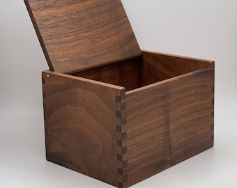 Wood Salt Cellar XL,  Salt Pig, Pinch Pot, Pinch Bowl, Includes Personalization, Walnut Hardwood