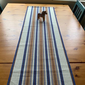 Scandinavian Table-runner