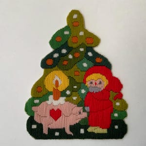 Scandinavian Christmas Wall Decor