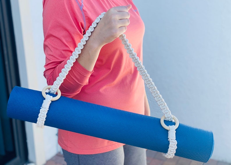 macrame yoga mat strap free pattern