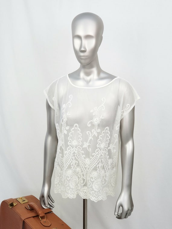 vintage cream sheer lace Gem