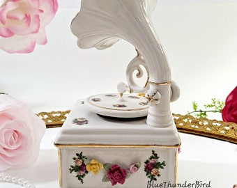 【 】オルゴール　old country rose Royal Albert Old Country Roses Antique Music Player Musical Fancy