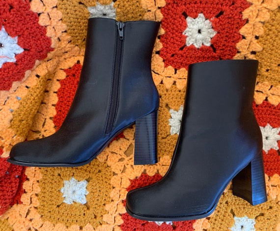 90s chunky platform boots