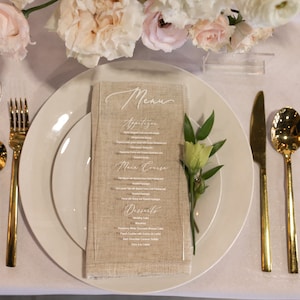 Menu, Menu de mariage, Numéros de table de calligraphie moderne, Numéro minimaliste Lucite, Menu acrylique, Cartes de menu de mariage en acrylique personnalisées 4 x 8