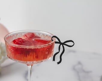 Bow Drink Clip, Acrylic Bow Drink Tag, Bow Drink Marker, Coquette drink Clip, Coquette drink tag, Baby Shower, Bridal Shower, Birthday