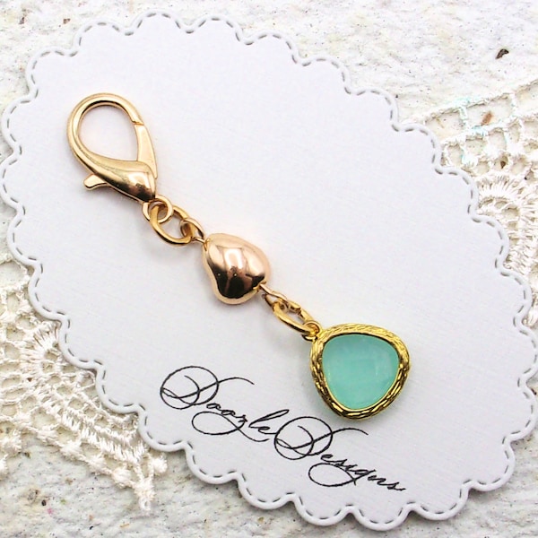 Gold Nugget Aqua blue Setting planner jewelry - Zipper Pull - Handbag jewelry - Purse Dangle - Backpack - Simple - Elegant TN charm